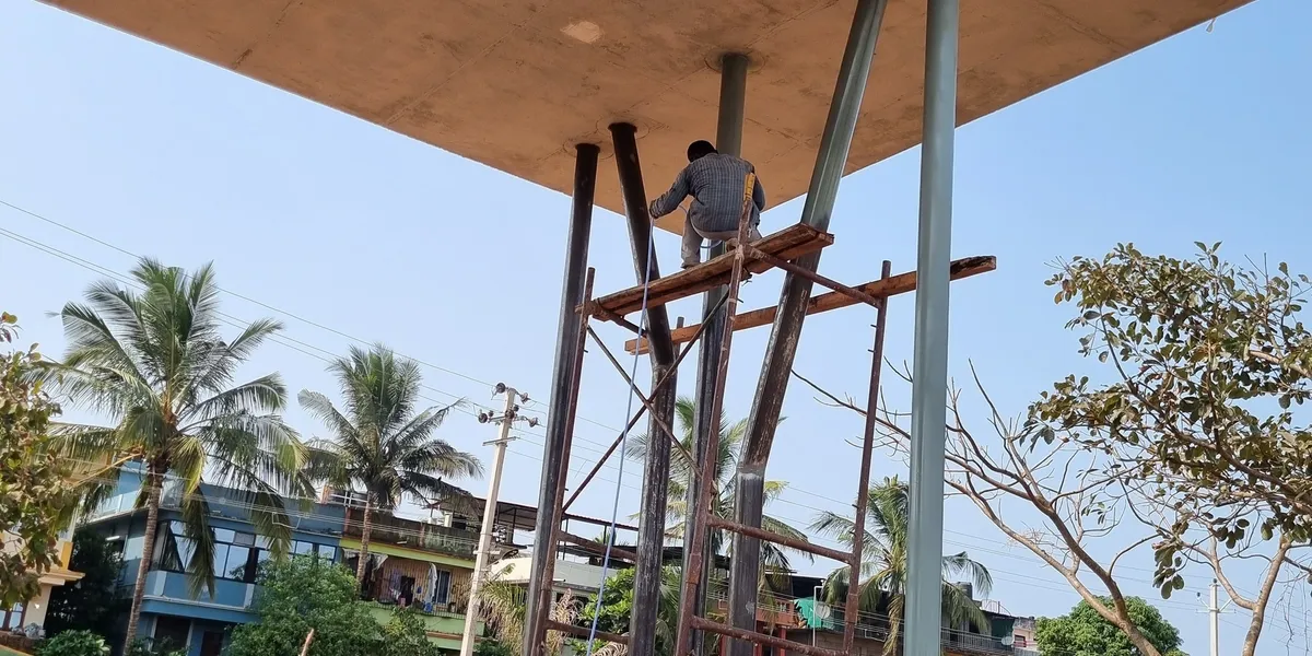 Epoxy painting top coat